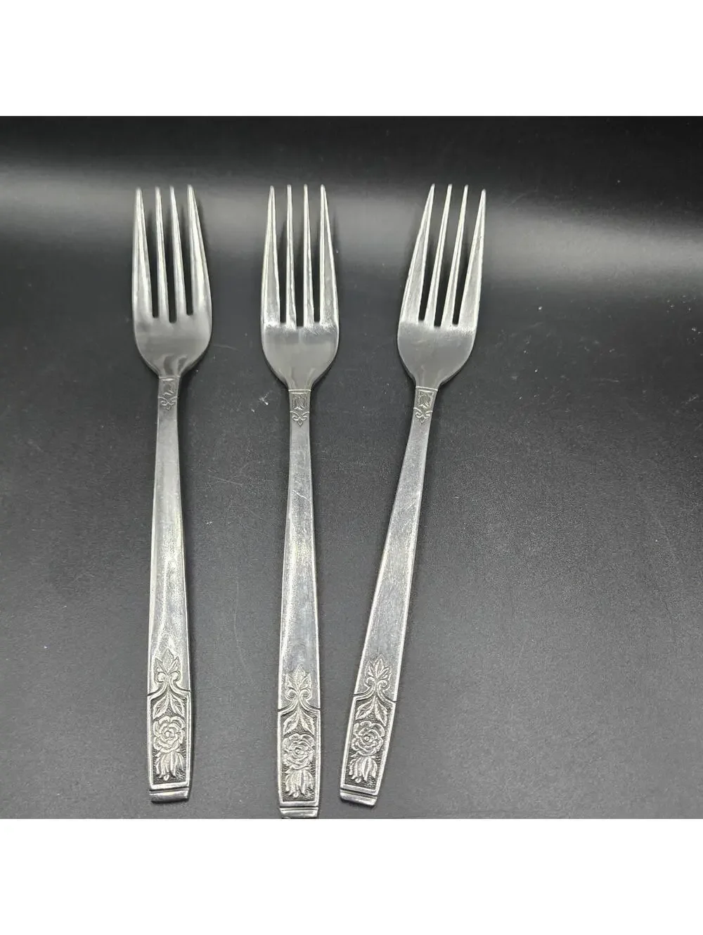 Customcraft Fleur de Lis Salad Forks 6-1/4
